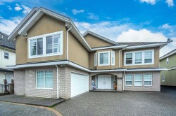13027 68 Avenue  Surrey, BC V3W 2E5