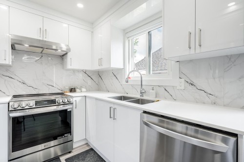 7258 128 Street, Surrey, BC 