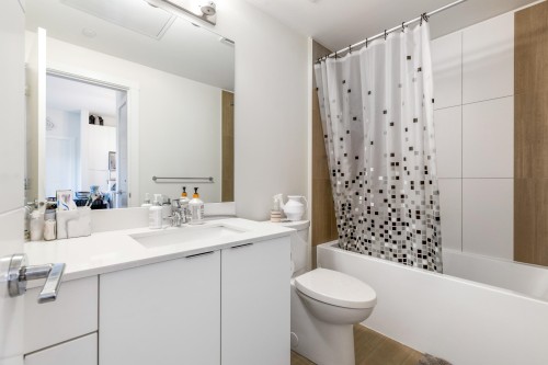 407-6960 Nicholson Road, Delta, BC 