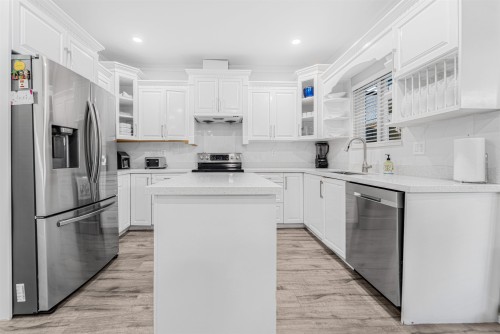 7688 146 Street, Surrey, BC 