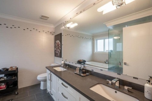 11897 82 Avenue, Delta, BC 