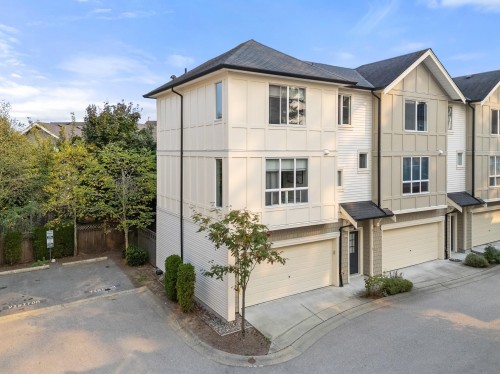 52-7848 209 Street  Langley, BC V2Y 0M4