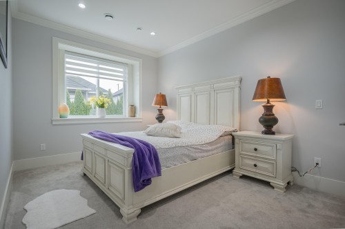 7608 144A Street, Surrey, BC 