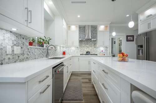 7608 144A Street, Surrey, BC 