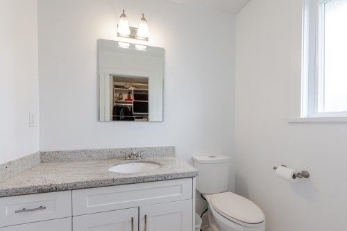 2389 Wakefield Drive, Langley, BC 