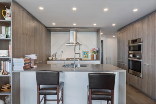 408-1441 Johnston Road, White Rock, BC 