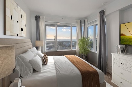 408-1441 Johnston Road, White Rock, BC 