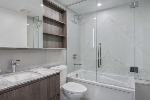 408-1441 Johnston Road, White Rock, BC 