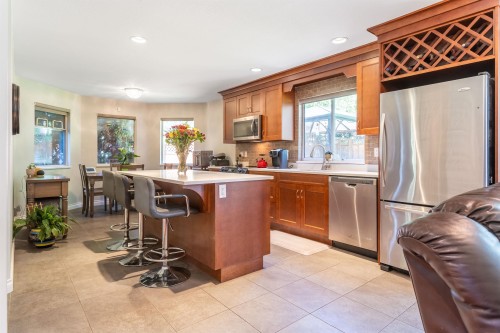 8282 153B Street, Surrey, BC 