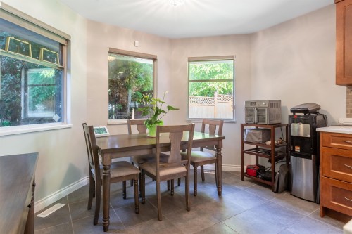 8282 153B Street, Surrey, BC 