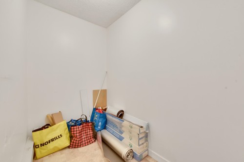 203-7064 133B Street, Surrey, BC 