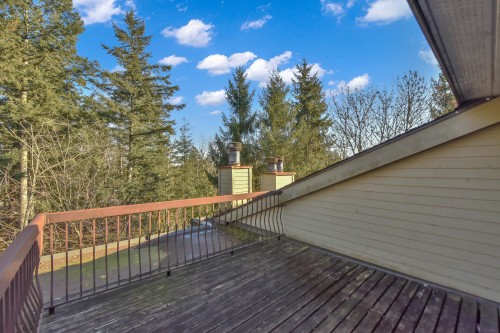 203-7064 133B Street, Surrey, BC 