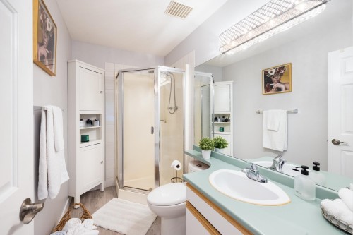 2-13982 72 Avenue, Surrey, BC 