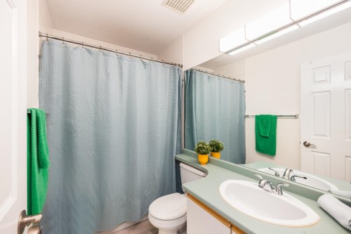 2-13982 72 Avenue, Surrey, BC 