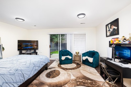 2-13982 72 Avenue, Surrey, BC 