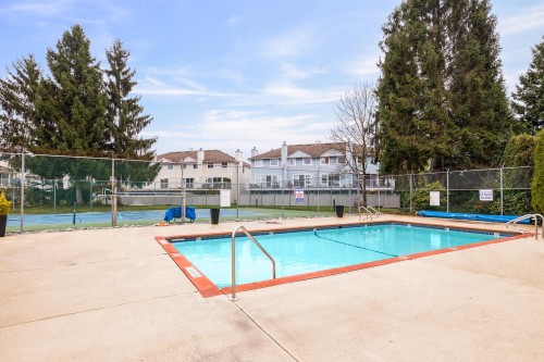 2-13982 72 Avenue, Surrey, BC 