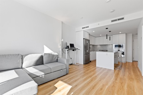 404-8551 201 Street, Langley, BC 