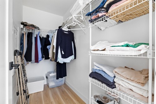 404-8551 201 Street, Langley, BC 