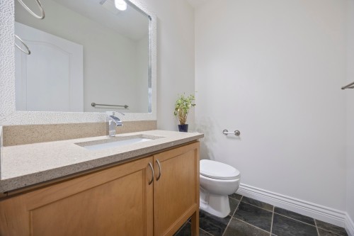 7376 148 Street, Surrey, BC 