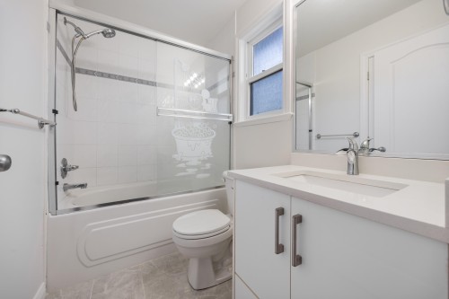 7376 148 Street, Surrey, BC 