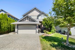 19629 68a Avenue  Langley, BC V2Y 3H2