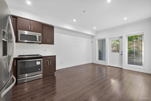 17-7247 140 Street, Surrey, BC 