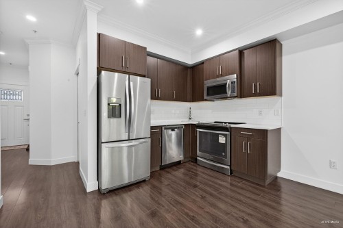 17-7247 140 Street, Surrey, BC 