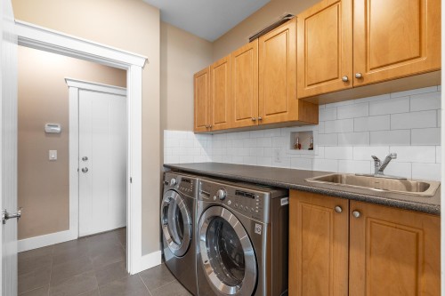 7077 197B Street, Langley, BC 