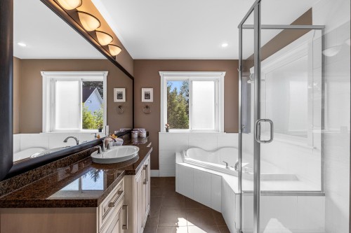 7077 197B Street, Langley, BC 