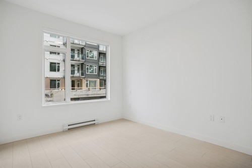 209-10488 138A Street, Surrey, BC 