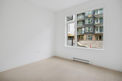 209-10488 138A Street, Surrey, BC 