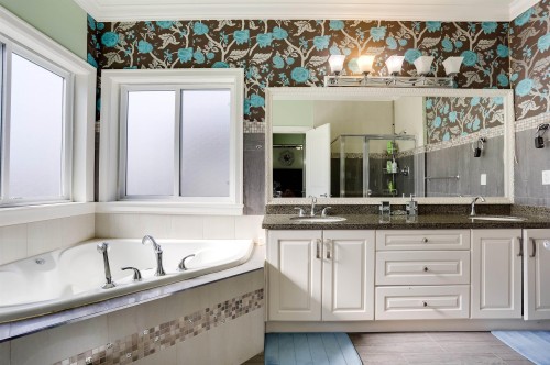 10289 139A Street, Surrey, BC 