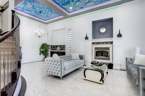 10289 139A Street, Surrey, BC 