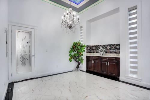 10289 139A Street, Surrey, BC 