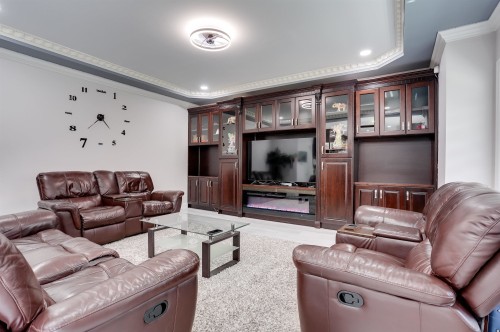 10289 139A Street, Surrey, BC 