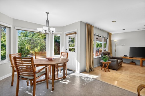 27012 25 Avenue, Langley, BC 