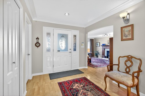 27012 25 Avenue, Langley, BC 