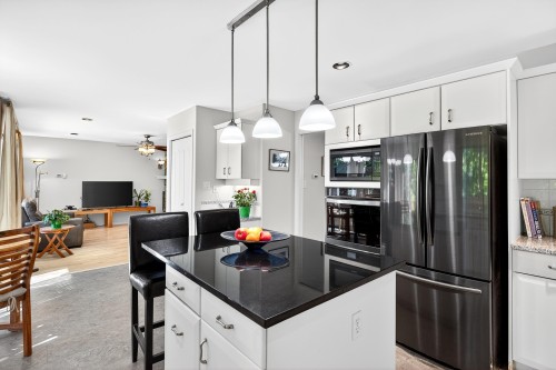 27012 25 Avenue, Langley, BC 