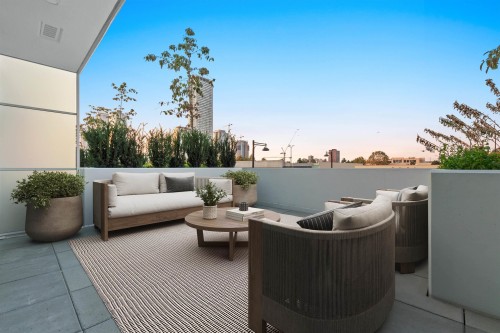 204-10225 Whalley Boulevard, Surrey, BC 