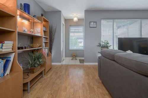 109-10308 155A Street, Surrey, BC 