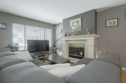 109-10308 155A Street, Surrey, BC 