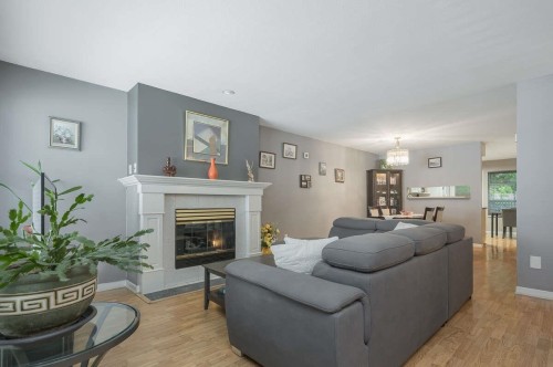 109-10308 155A Street, Surrey, BC 