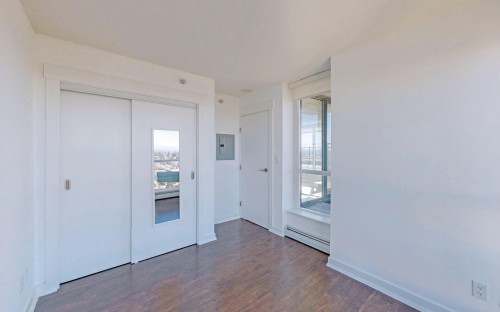 2104-10777 University Drive, Surrey, BC 