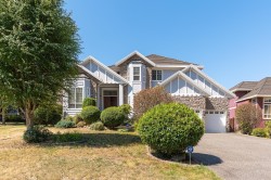 11255 164 Street  Surrey, BC V4N 5E1