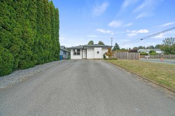 2751 Sandon Drive  Abbotsford, BC V2S 7J3