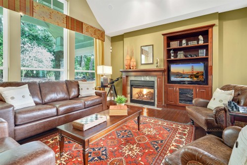 2052 128A Street, Surrey, BC 