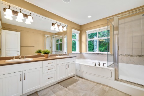 2052 128A Street, Surrey, BC 