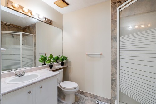 10-8257 121 A Street, Surrey, BC 