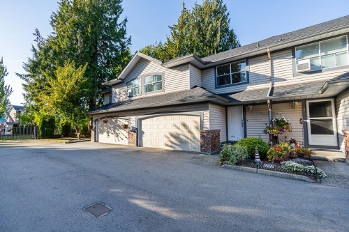 10-8257 121 A Street, Surrey, BC 