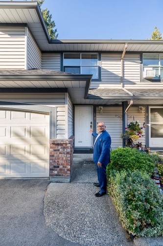 10-8257 121 A Street, Surrey, BC 